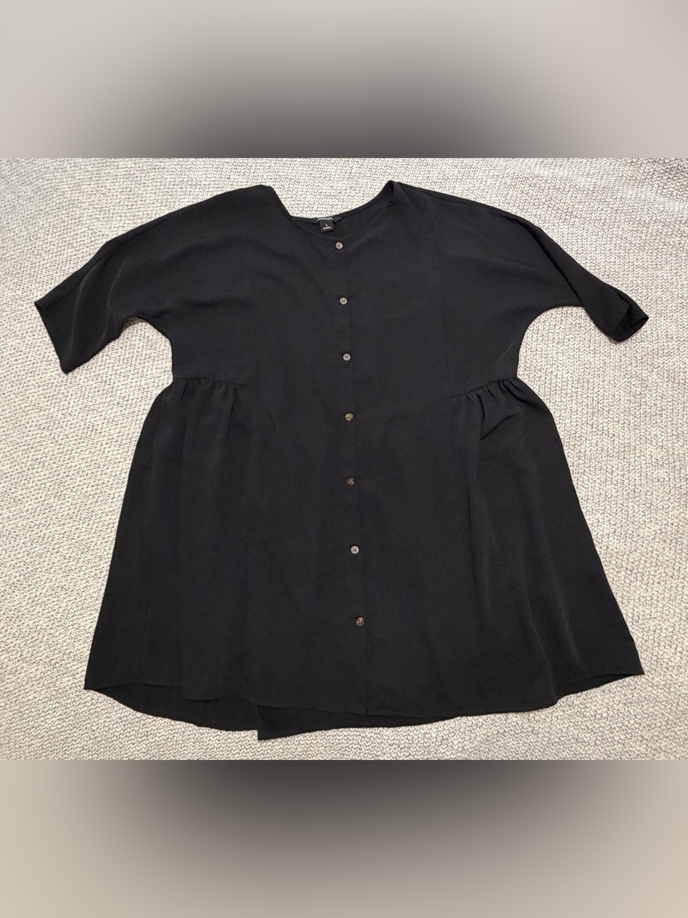 MONKI oversized Black Button-Front Short Sleeve dress - small